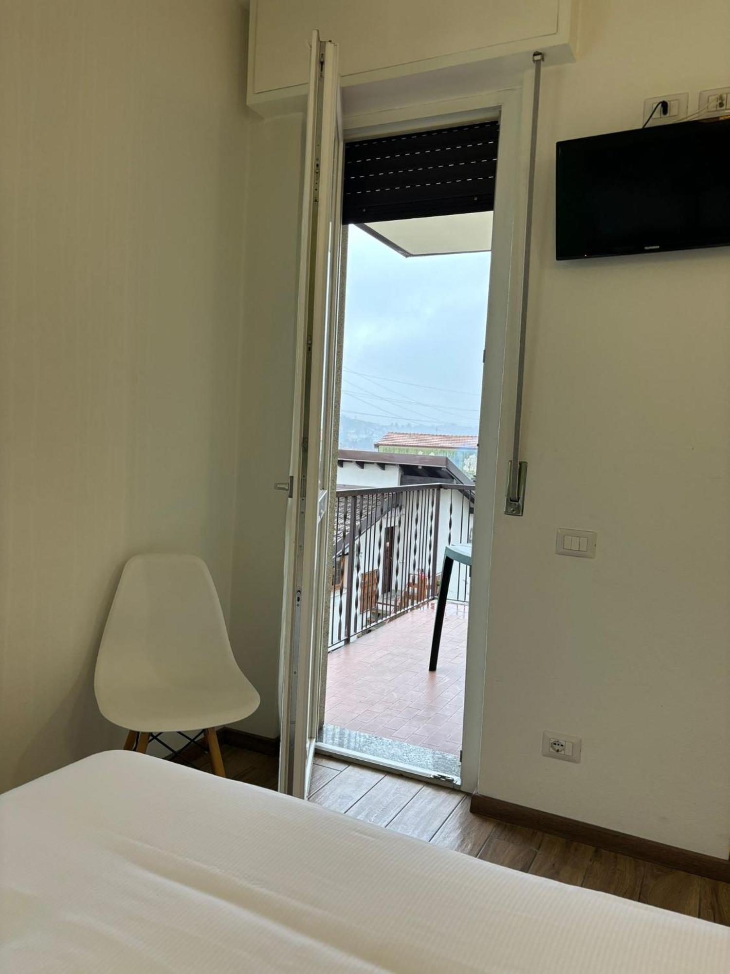 Airuno Rooms المظهر الخارجي الصورة